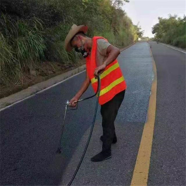 陕西 彩色防滑路面的底涂是保障路面附着力